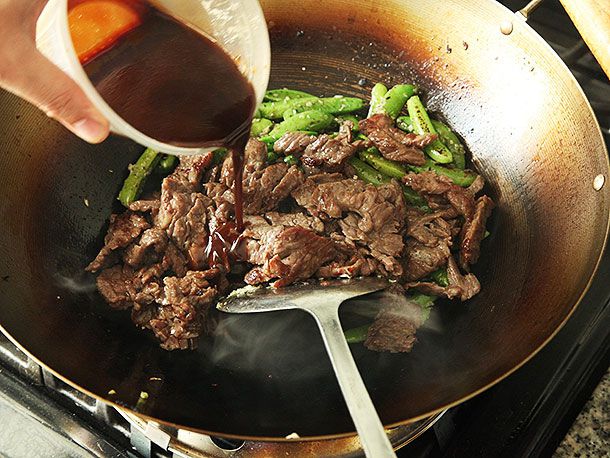 Skirt Steak & Snap Peas Stir-Fry with Oyster Sauce