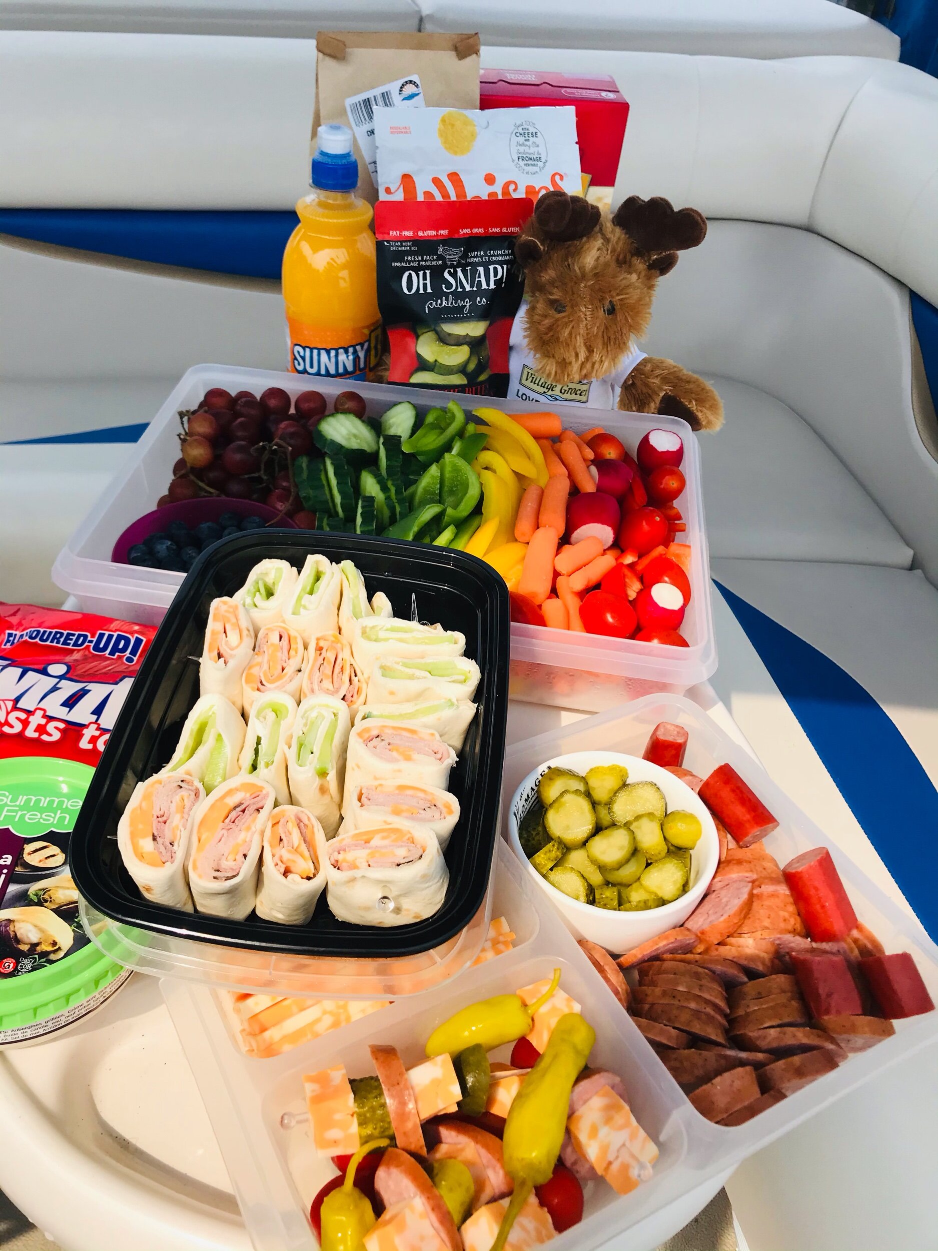 lunch at the lake ideas