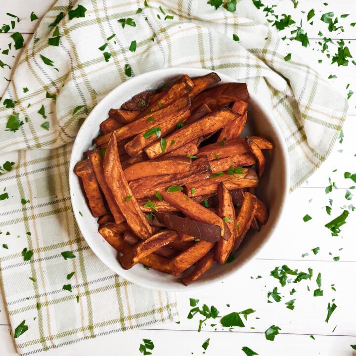 Perfectly Crispy Oven-Baked Sweet Potato Fries Mastering the Crunch