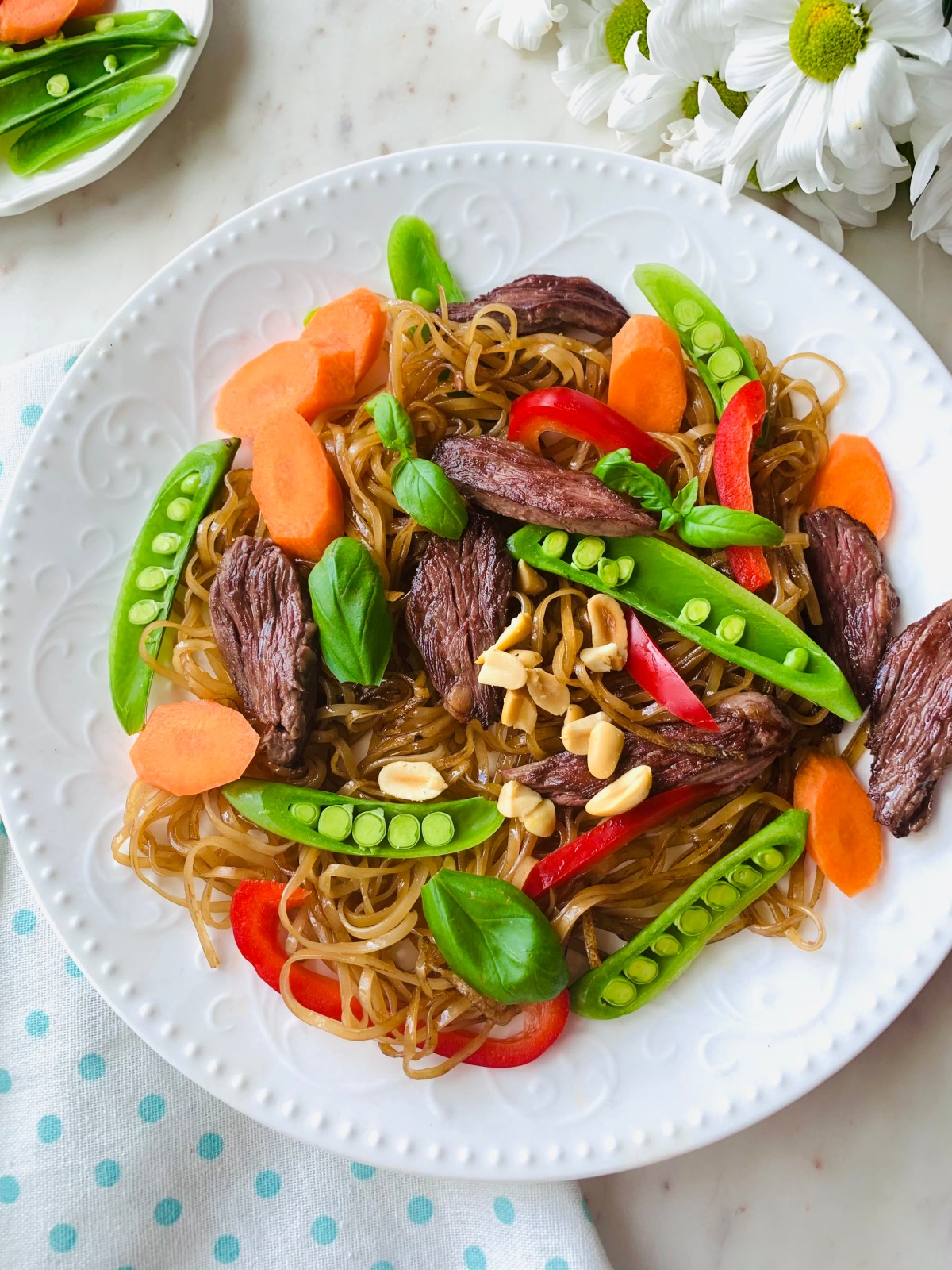 Skirt Steak & Snap Peas Stir-Fry with Oyster Sauce